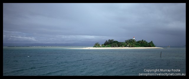 Low-Isles-Distant-View