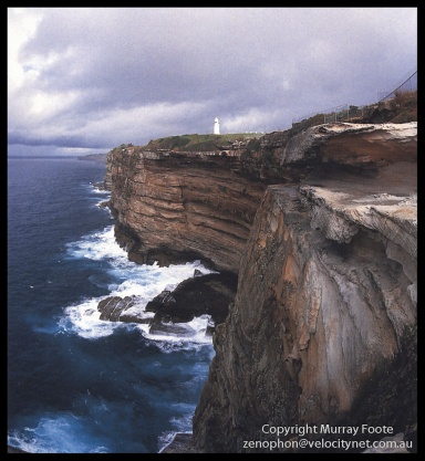 Macquarie-lighthouse-and-cliffs-by-day