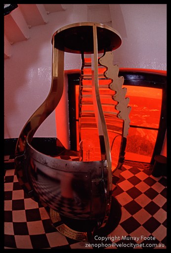 Subsidiary warning lightNikon FE, 16mm f3.5 fisheye lens