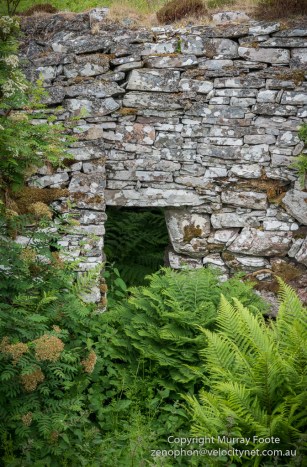 The entrance to Ousdale Broch from inside
