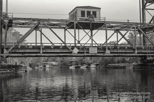 Architecture, Bayou, Black and White, Infrared, Landscape, Mississippi River, Monochrome, Nature, New Orleans, Photography, Travel, USA, Wilderness
