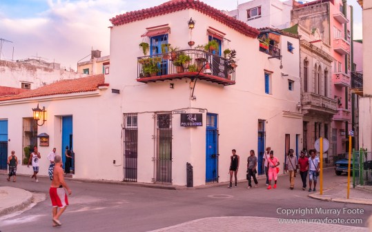 Architecture, Cars, Cienfuegos, Cuba, Havana, Horses, Live Music, Photography, Street photography, Travel