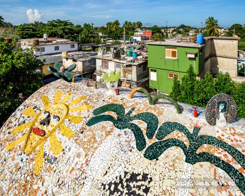 Architecture, Art, Cars, Cuba, Edsel, Fusterlandia, Havana, Mosaic, Photography, Street photography, Travel