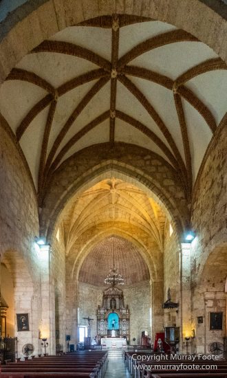 Architecture, Calle Hostos, Dominican Republic, History, Iglesia de Nuestra Señora de las Mercedes, Landscape, Photography, Santo Domingo, Street photography, Travel