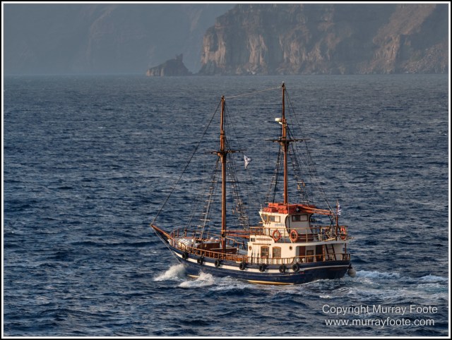 Architecture, Art, Crete, Doors, Greece, Heraklion, Landscape, Live Music, Photography, Santorini, seascape, Street photography, Thira, Travel