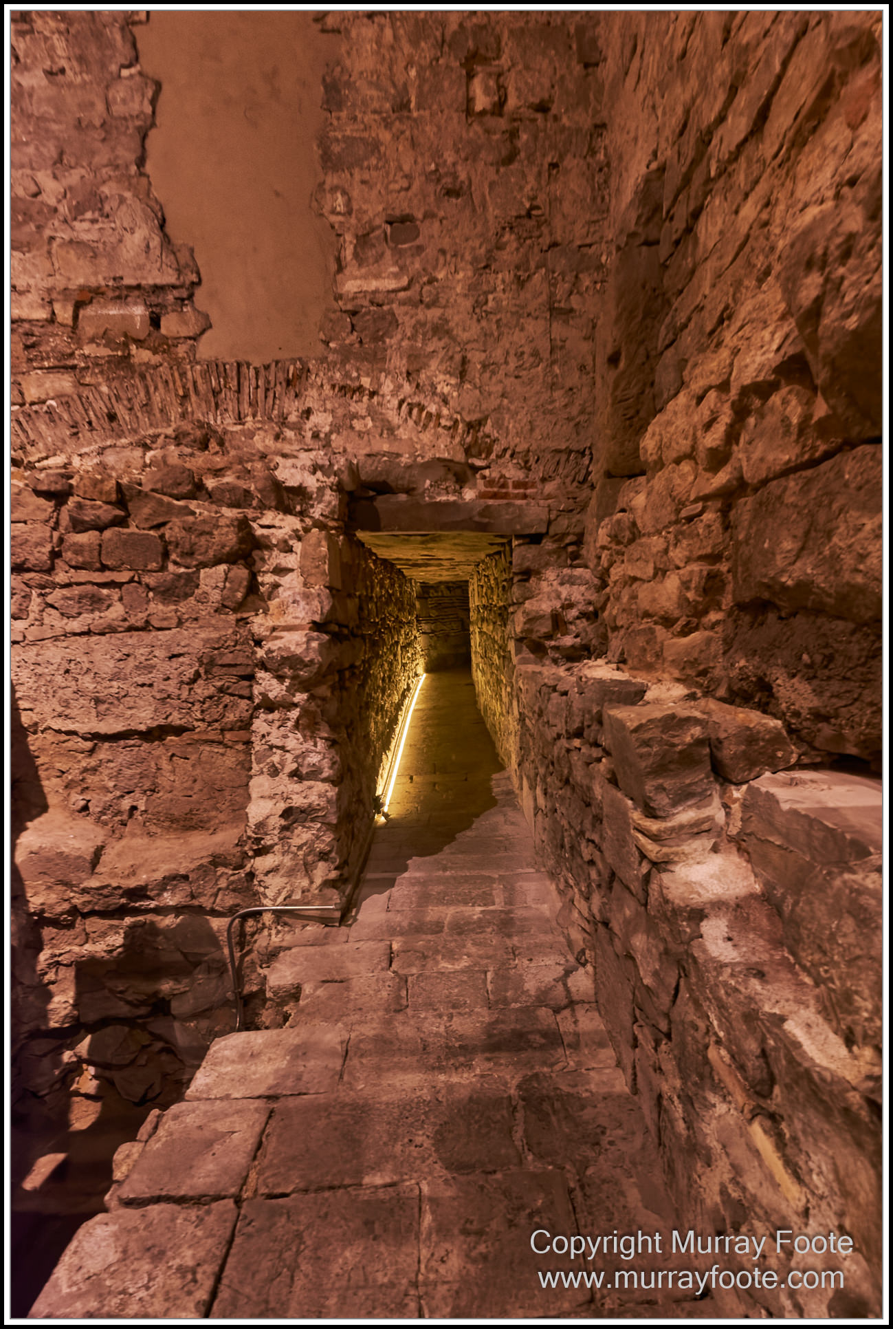 Archaeology, Architecture, Art, Barcelona, History, Landscape, Photography, Spain, Street photography, Travel